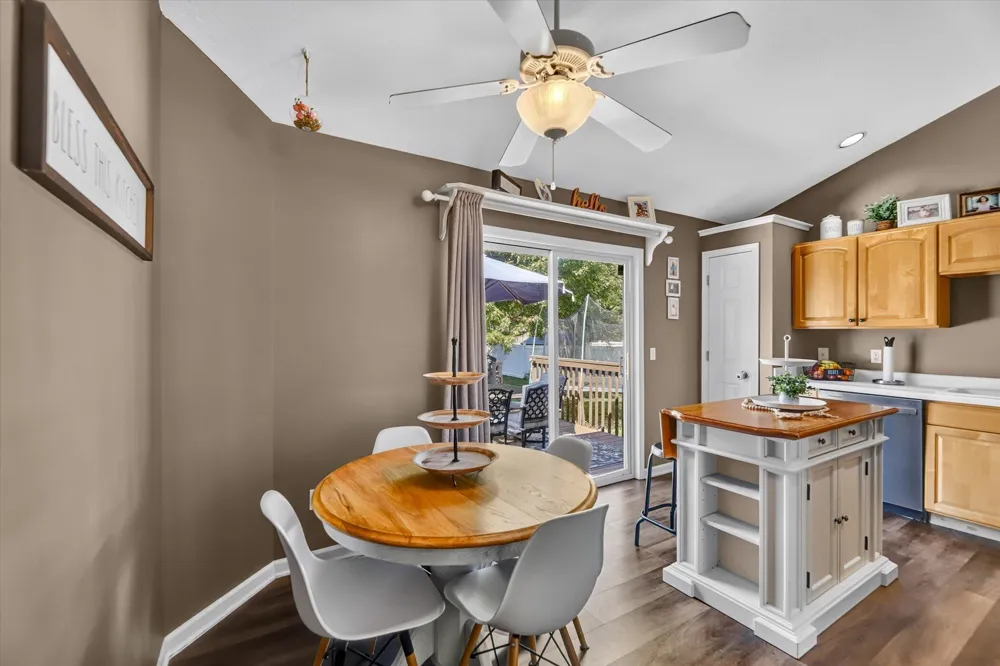 4239 Suffield Woods Avenue Portage City, MI 49002