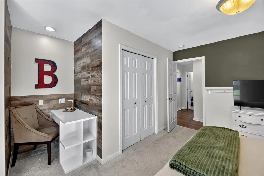 4239 Suffield Woods Avenue Portage City, MI 49002