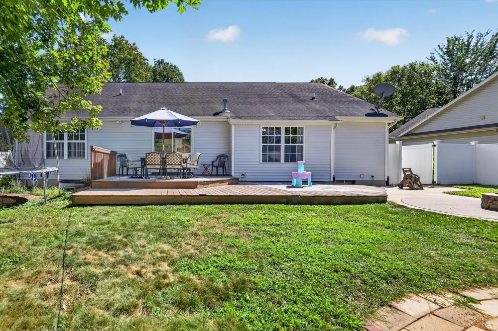 4239 Suffield Woods Avenue Portage City, MI 49002