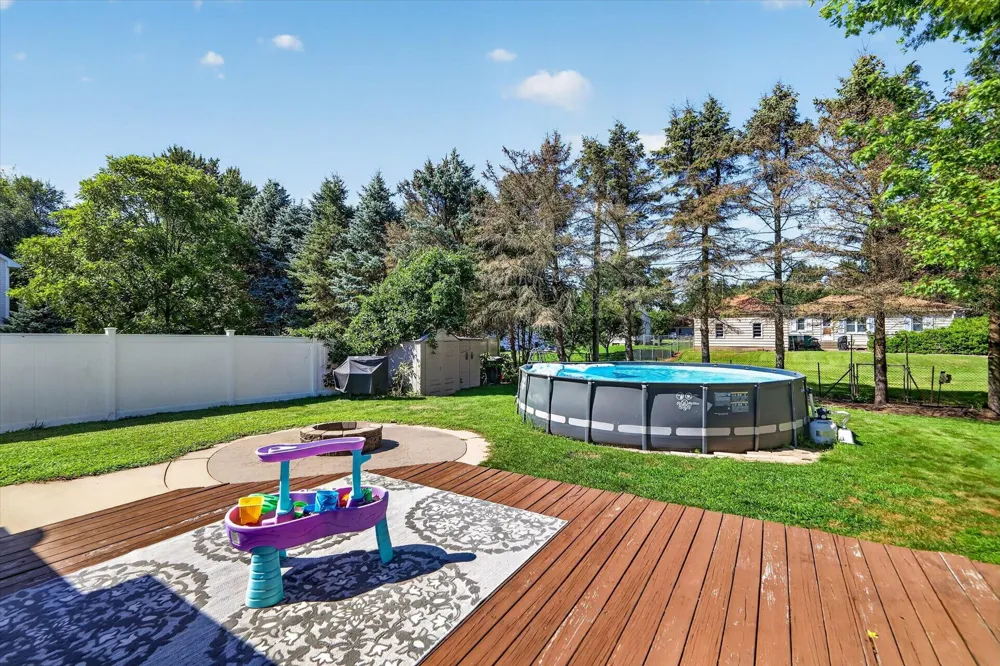 4239 Suffield Woods Avenue Portage City, MI 49002