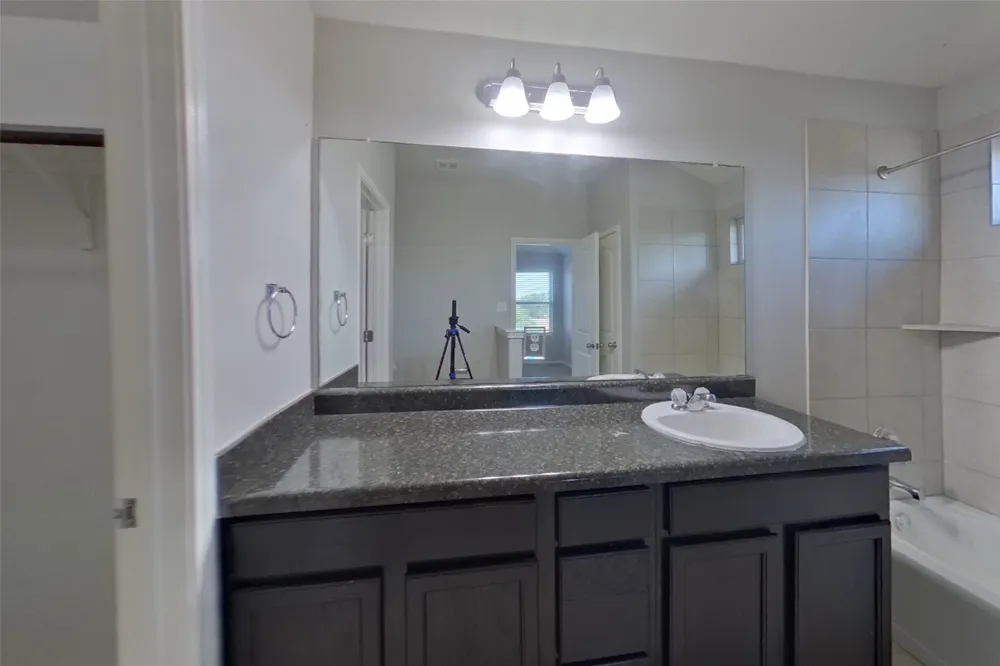 240 Dragon Ridge Road Buda, TX 78610