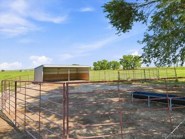 27488 County Road 5 Weldona, CO 80653