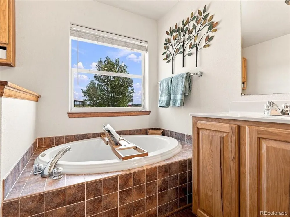 27488 County Road 5 Weldona, CO 80653