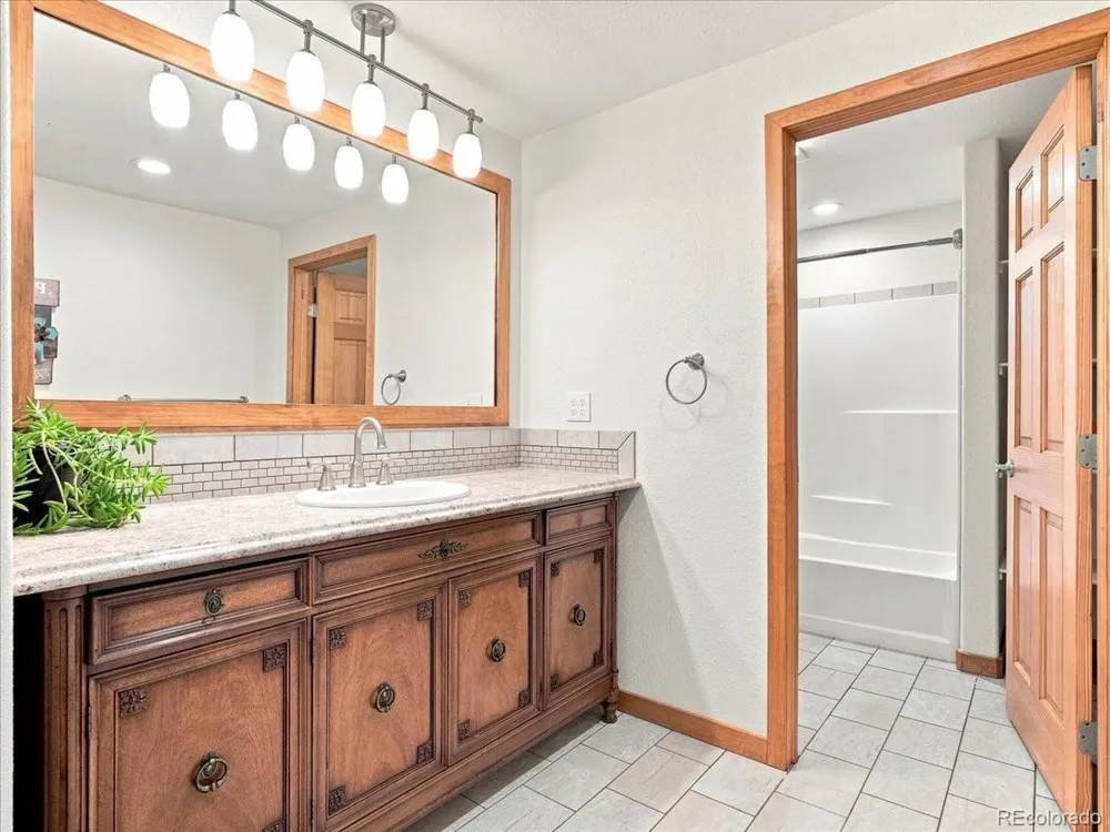 27488 County Road 5 Weldona, CO 80653