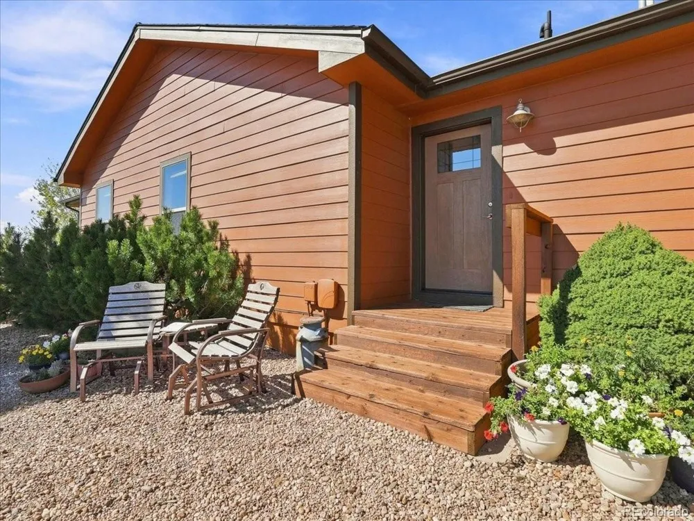 27488 County Road 5 Weldona, CO 80653