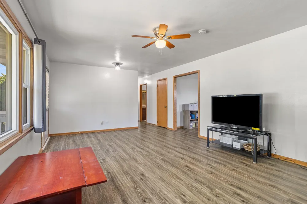 1061 Litchfield Road Quincy, MI 49082