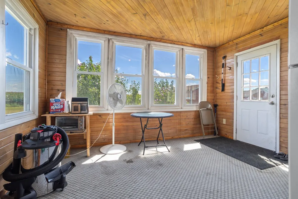 1061 Litchfield Road Quincy, MI 49082
