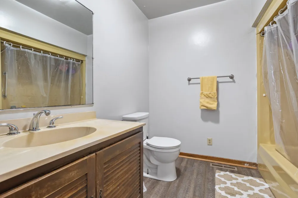 1061 Litchfield Road Quincy, MI 49082