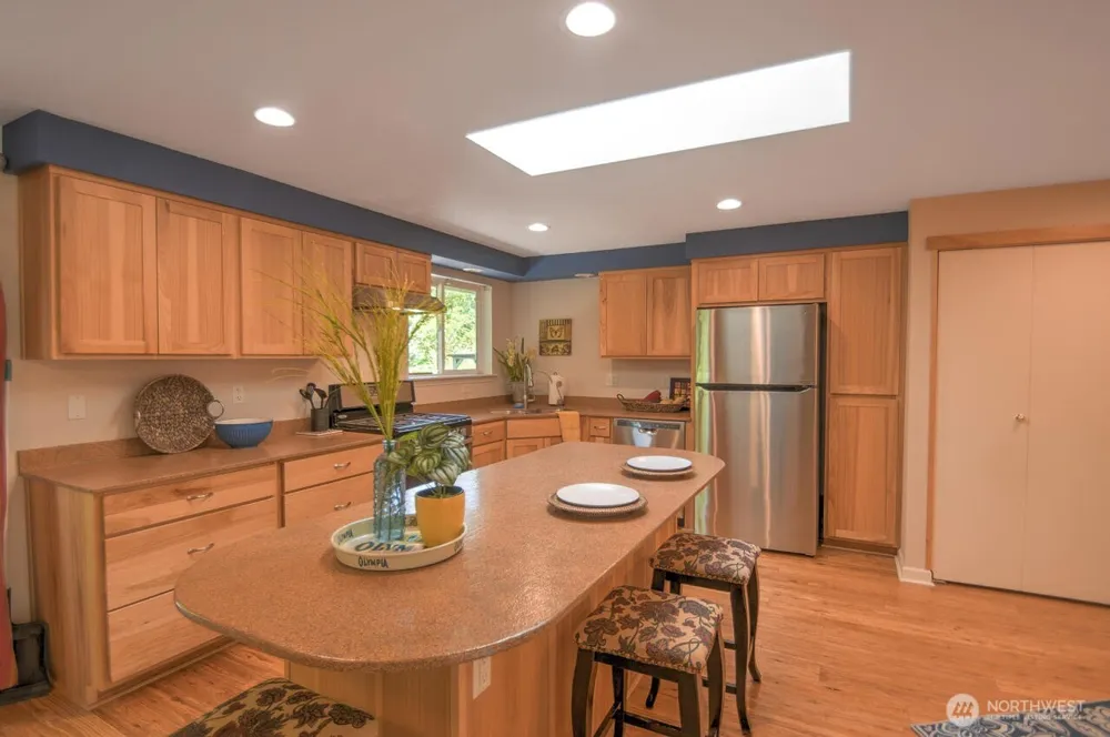 1112 Henry Street SE Olympia, WA 98501