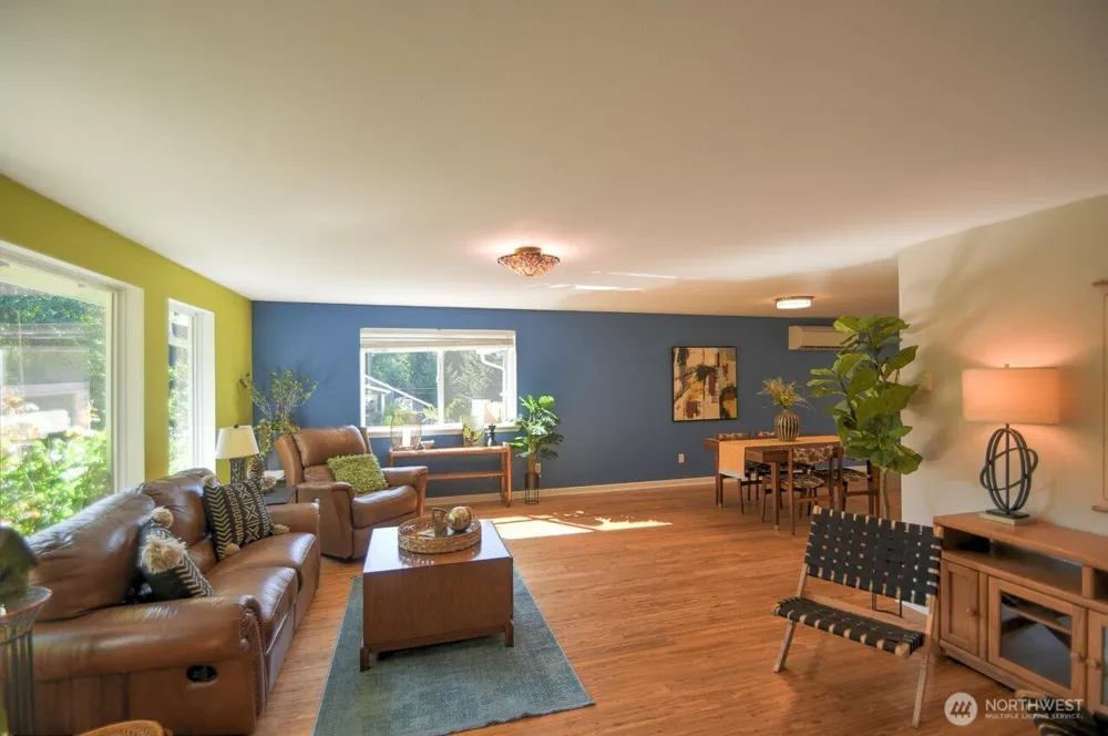 1112 Henry Street SE Olympia, WA 98501