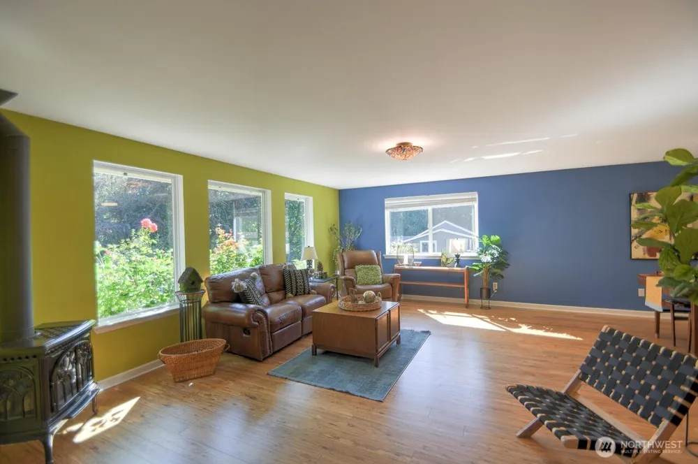 1112 Henry Street SE Olympia, WA 98501