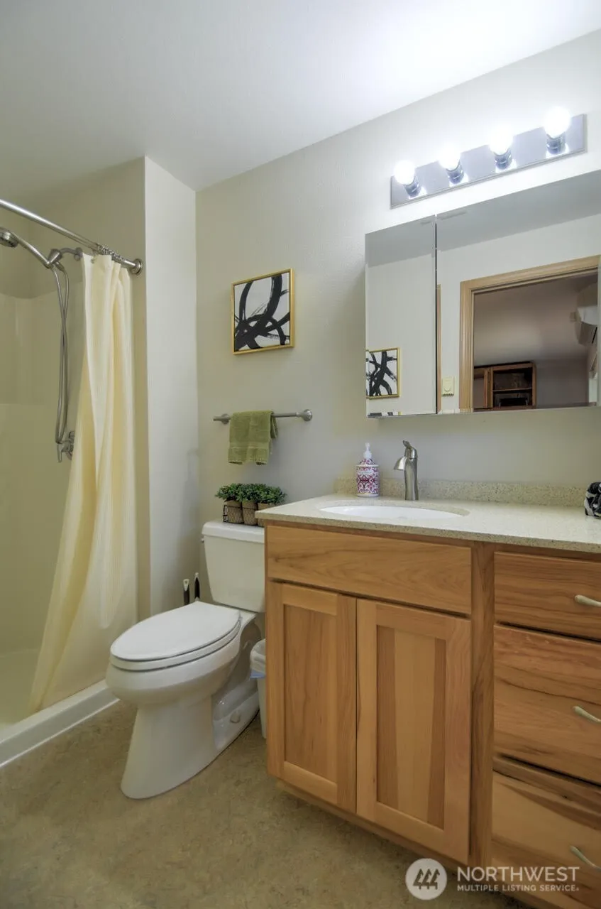 1112 Henry Street SE Olympia, WA 98501