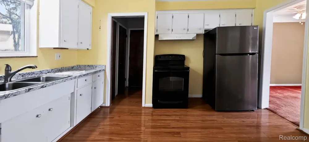 2766 W Huron Street Waterford Charter Township, MI 48328