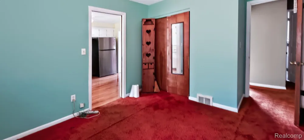 2766 W Huron Street Waterford Charter Township, MI 48328