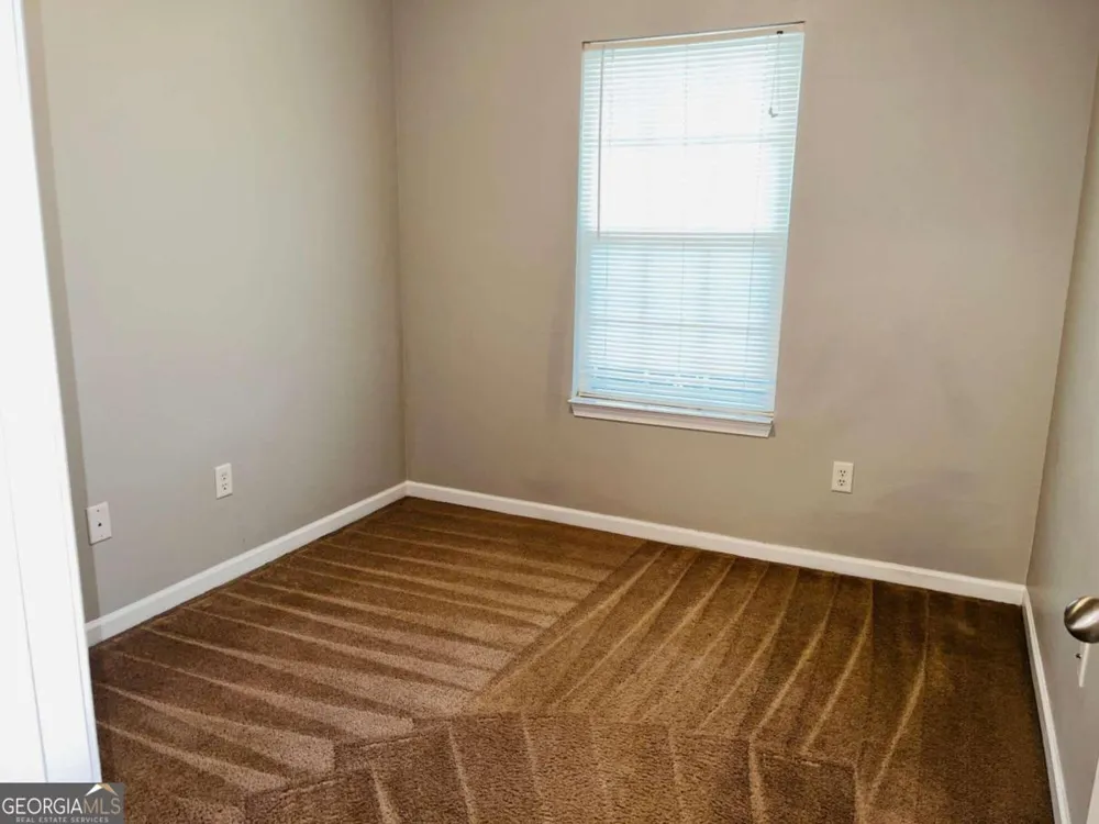 105 Granite ST Hogansville, GA 30230