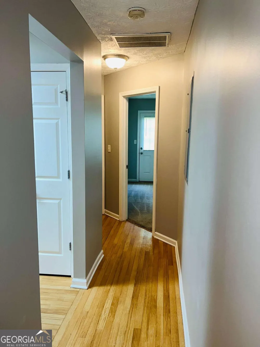 105 Granite ST Hogansville, GA 30230