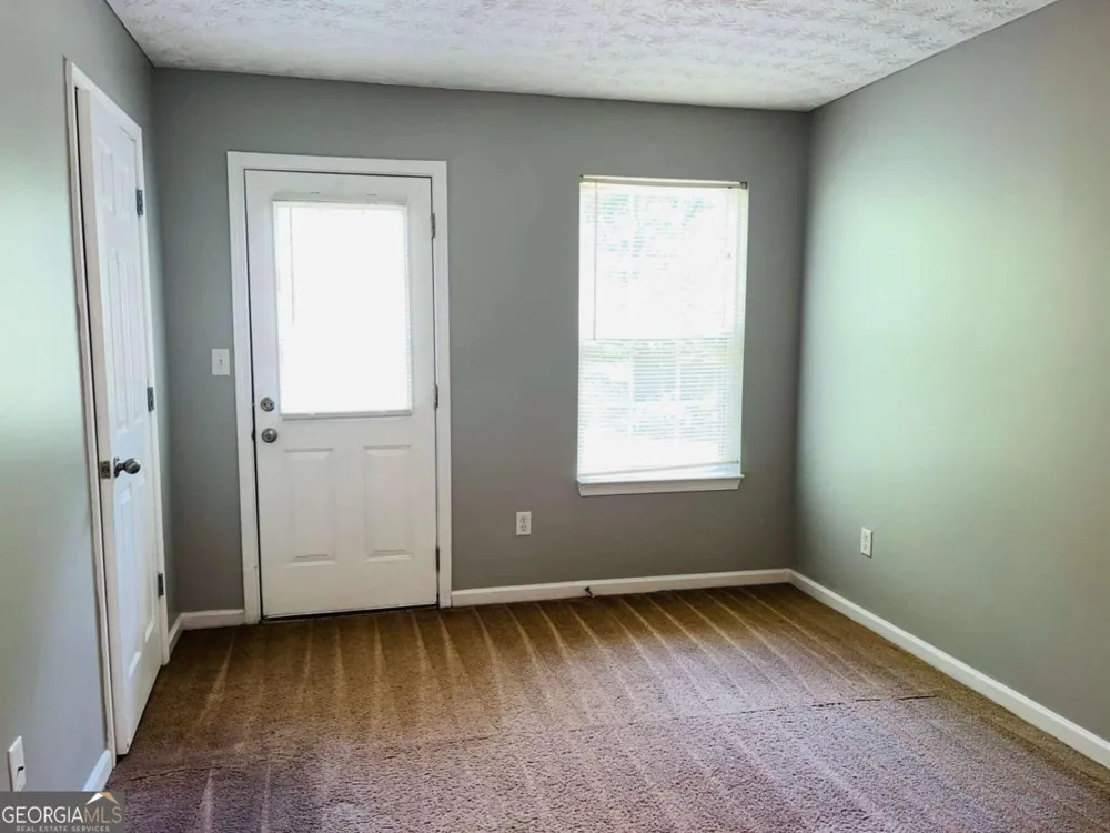 105 Granite ST Hogansville, GA 30230