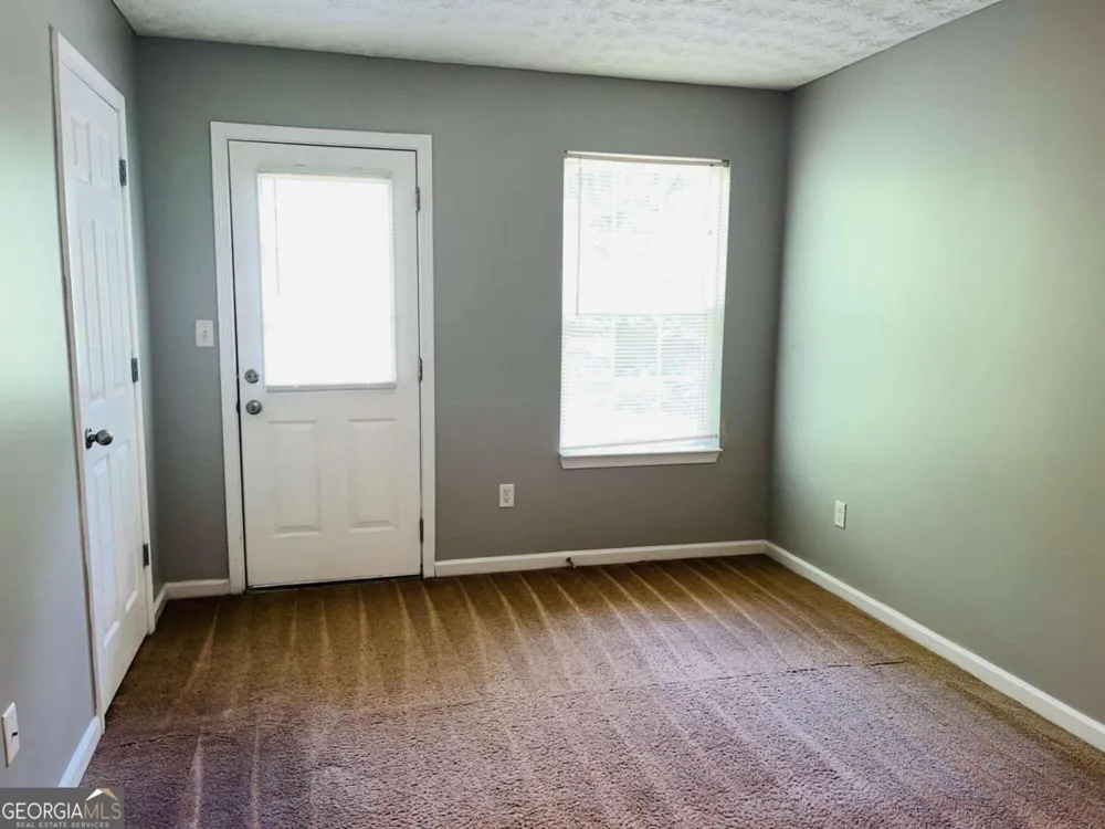 105 Granite ST Hogansville, GA 30230