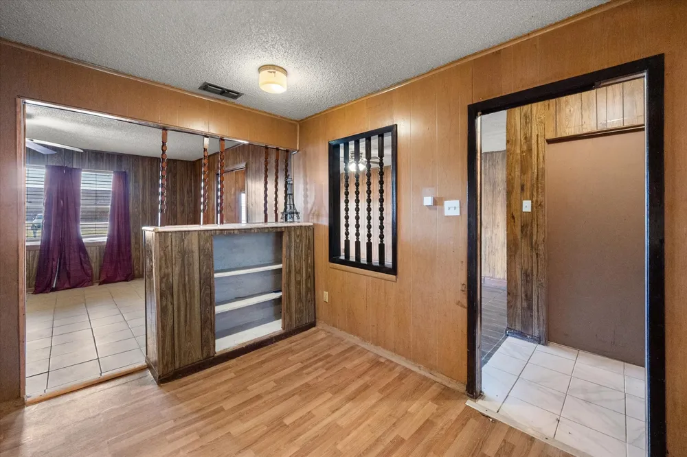 1204 E 13th Avenue Corsicana, TX 75110