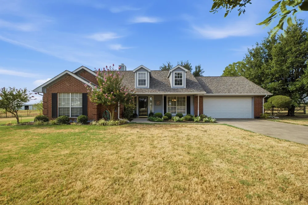 11454 Foutch Road Pilot Point, TX 76258