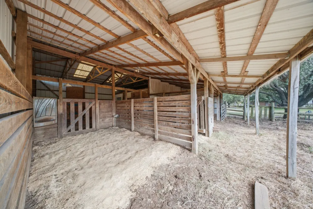11454 Foutch Road Pilot Point, TX 76258