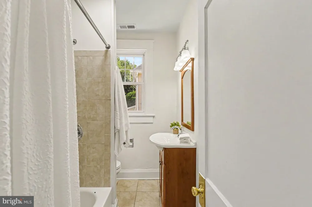 3206 BATAVIA AVENUE Baltimore, MD 21214