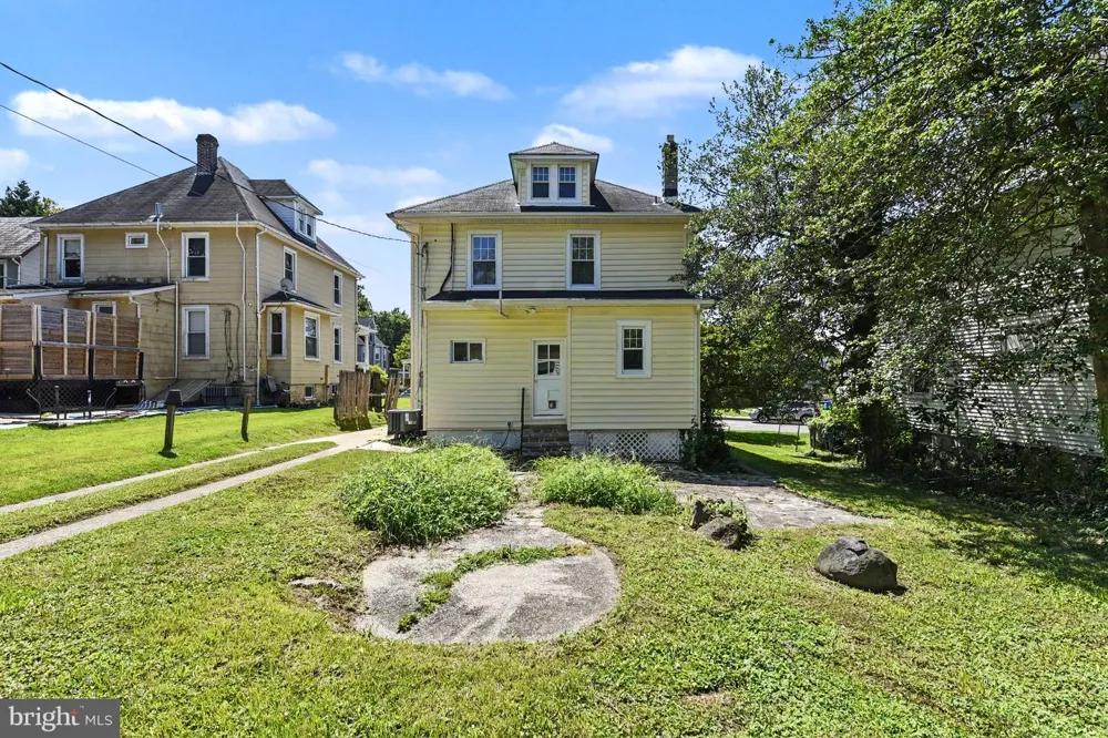 3206 BATAVIA AVENUE Baltimore, MD 21214