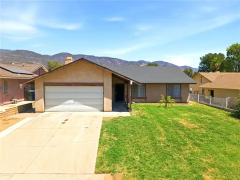 1522 Creekside Drive