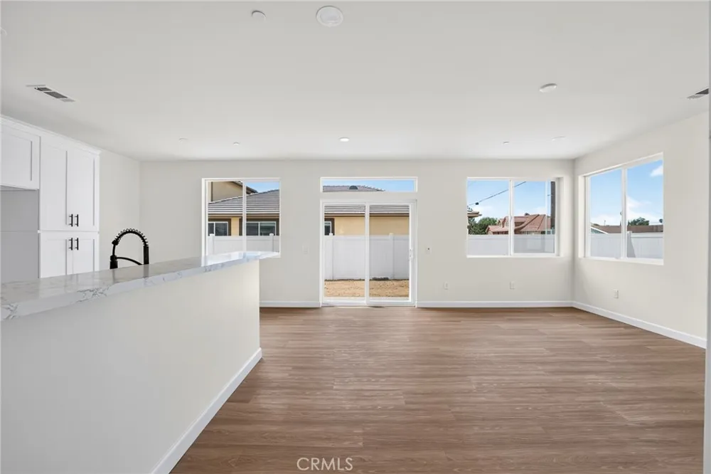 595 E 12th Street Beaumont, CA 92223
