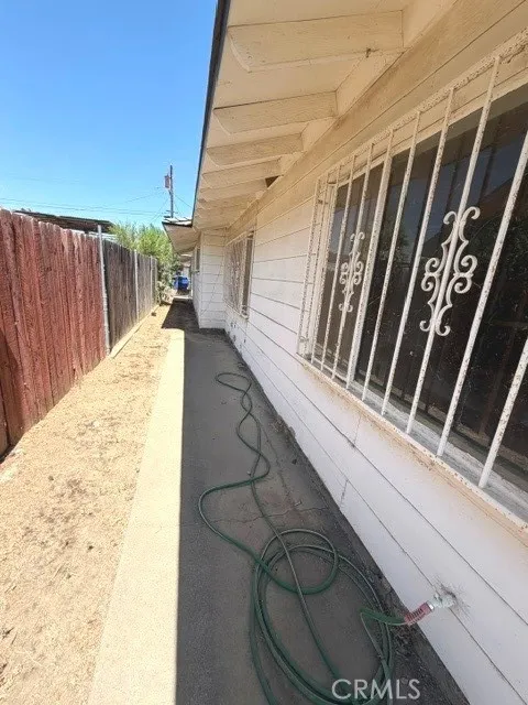 228 Yale Coalinga, CA 93210