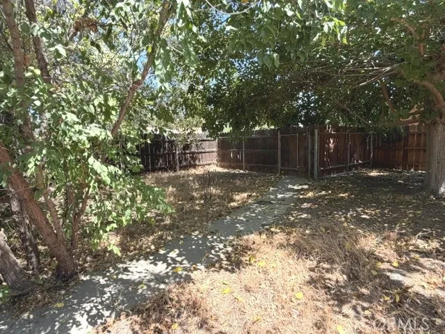 228 Yale Coalinga, CA 93210