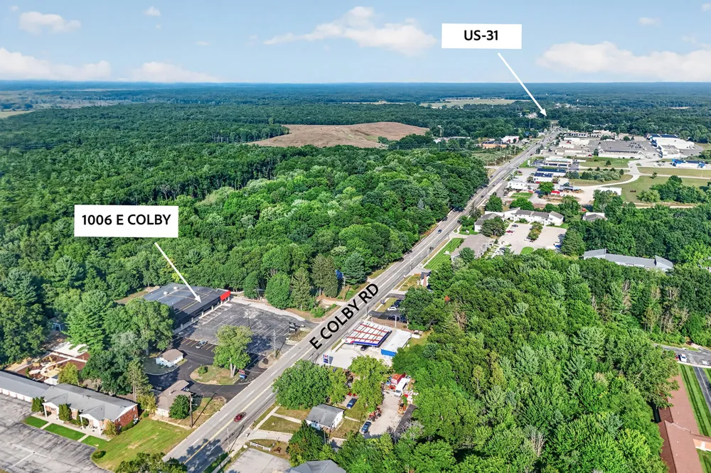 1006 E Colby Street Whitehall, MI 49461