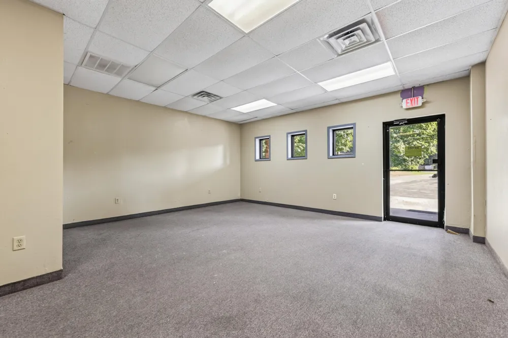 1006 E Colby Street Whitehall, MI 49461