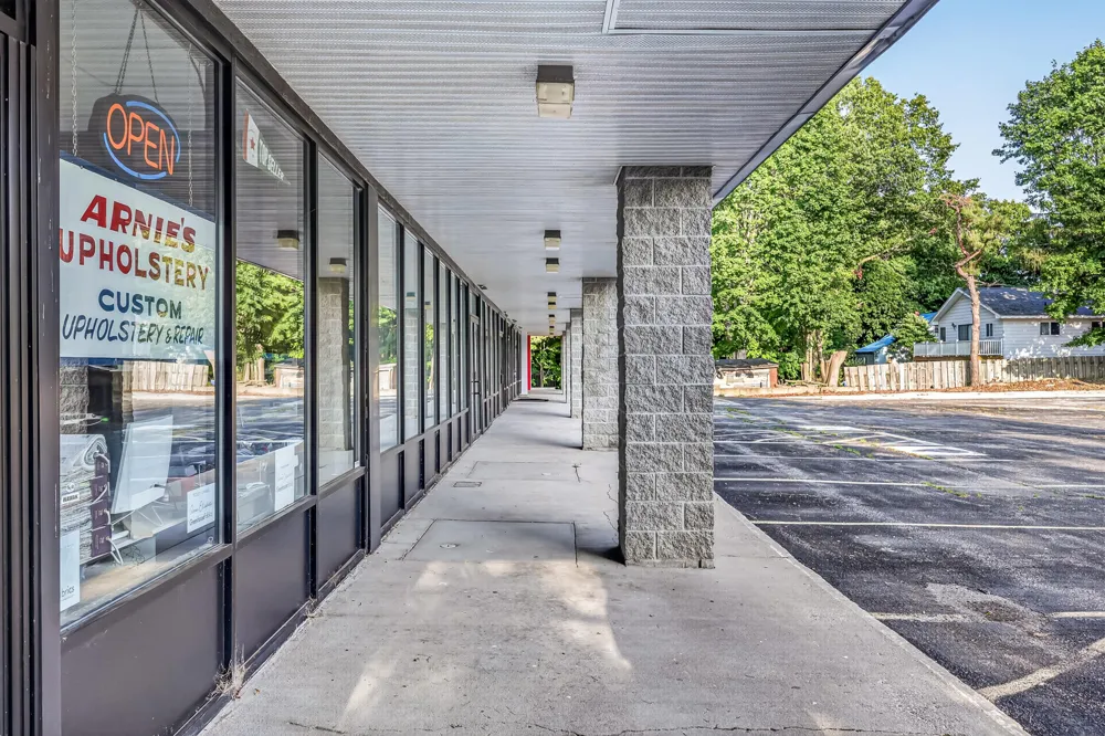 1006 E Colby Street Whitehall, MI 49461