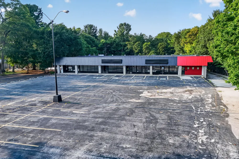 1006 E Colby Street Whitehall, MI 49461