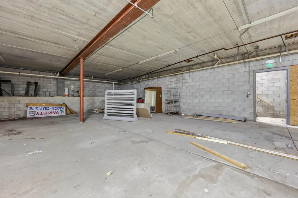 1006 E Colby Street Whitehall, MI 49461