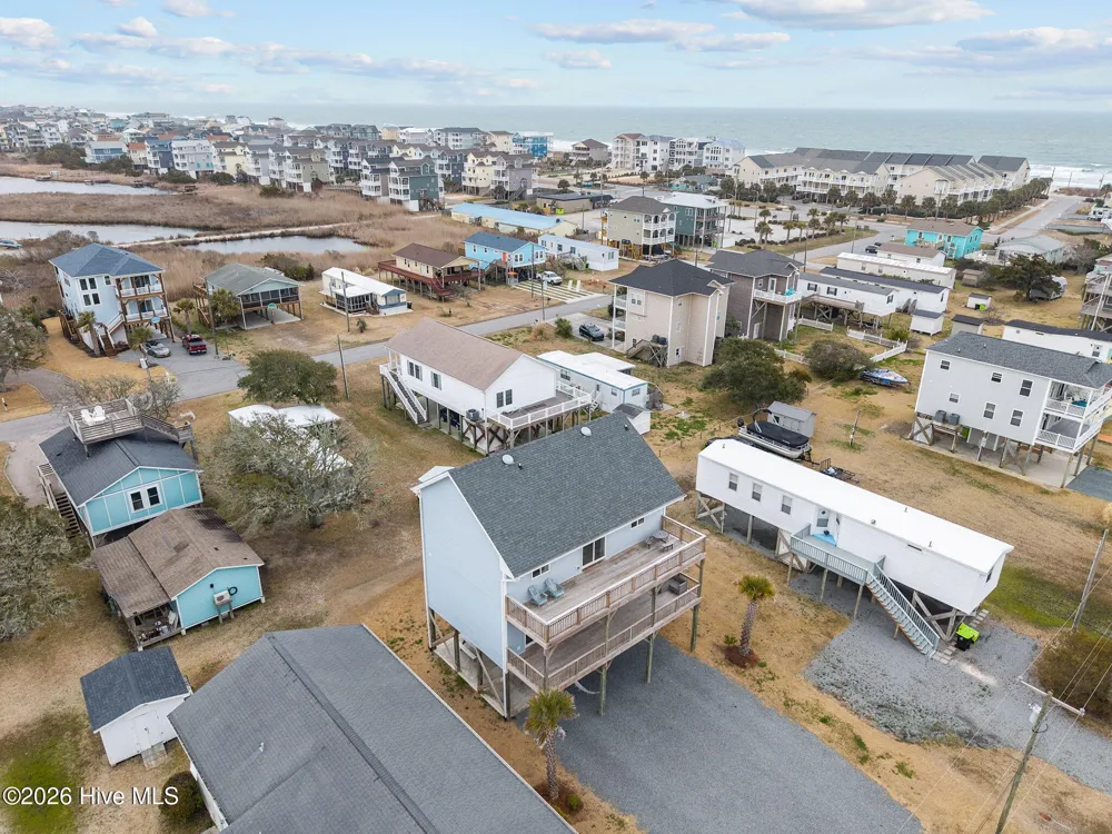 8020 8th Street Surf City, NC 28445
