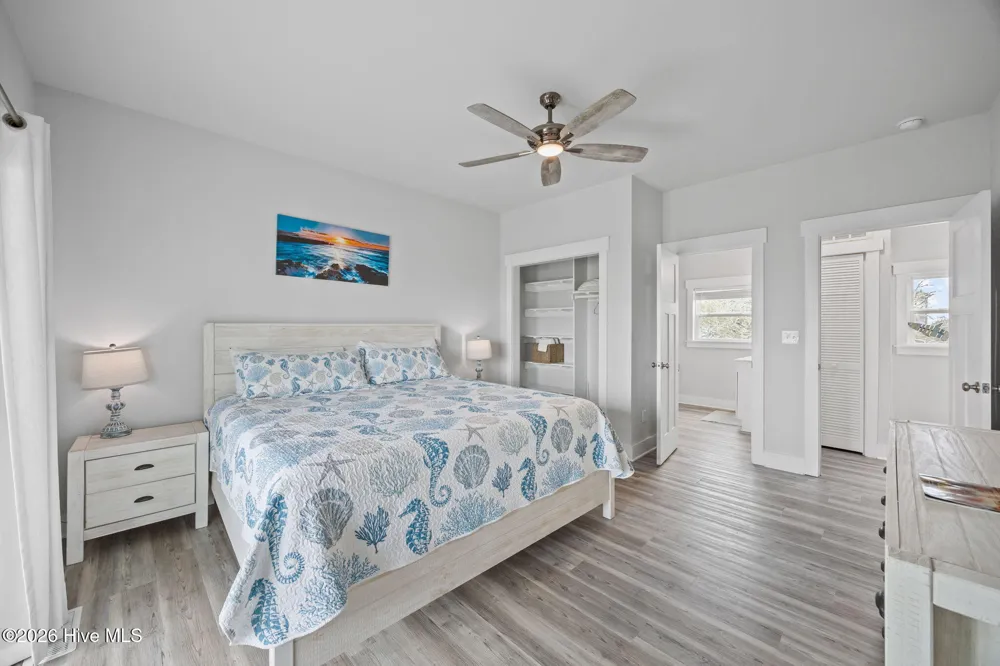 8020 8th Street Surf City, NC 28445