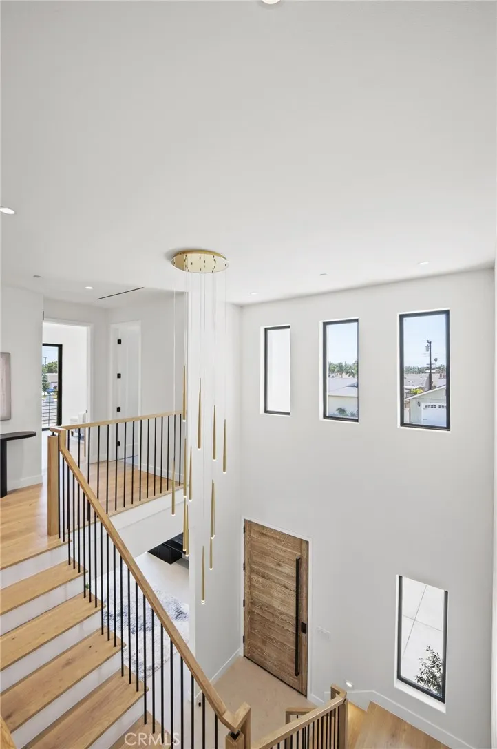 8251 Friesland Drive Huntington Beach, CA 92646