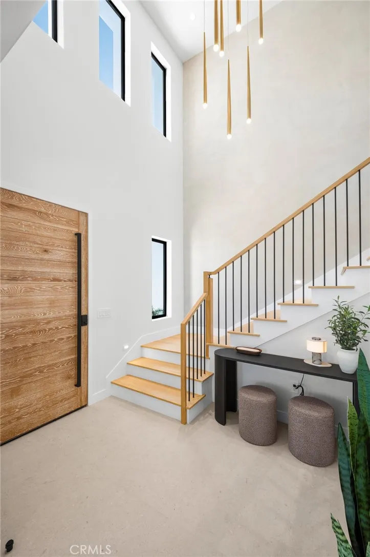 8251 Friesland Drive Huntington Beach, CA 92646