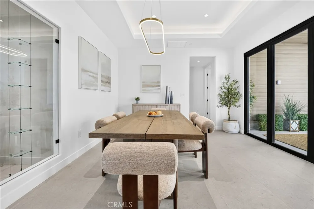 8251 Friesland Drive Huntington Beach, CA 92646