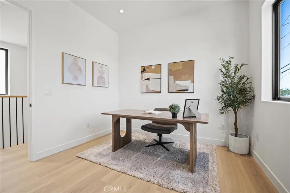 8251 Friesland Drive Huntington Beach, CA 92646