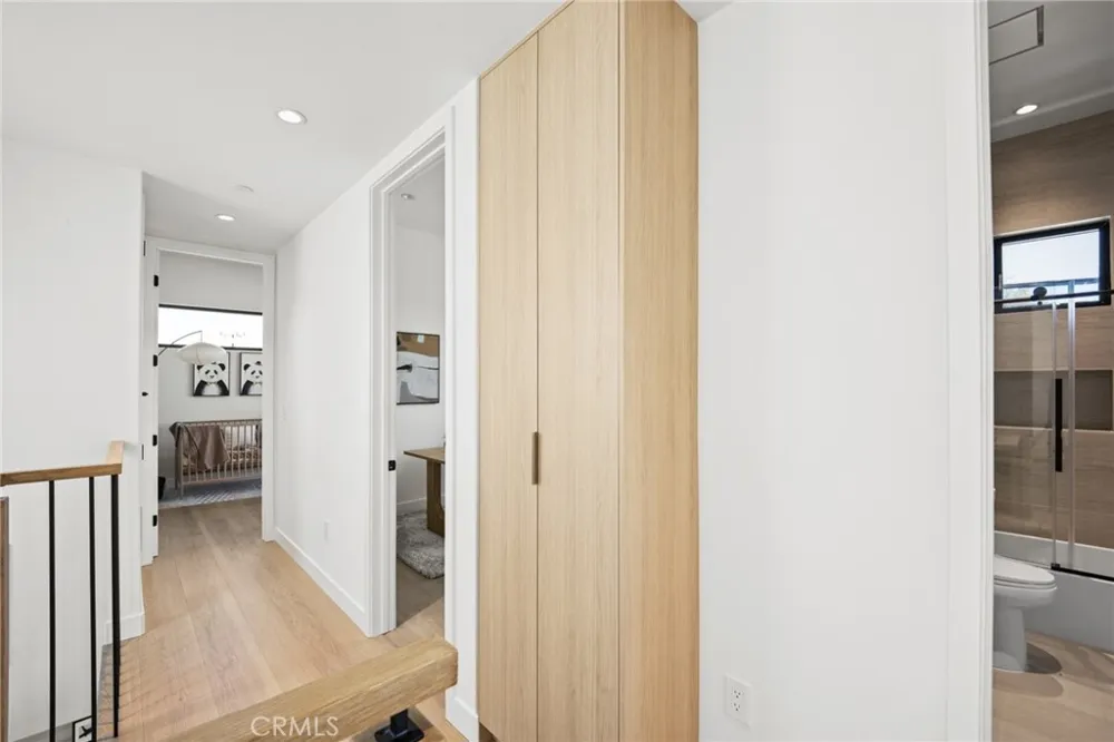 8251 Friesland Drive Huntington Beach, CA 92646