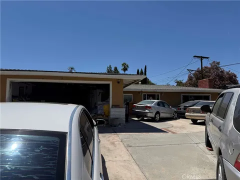 11368 Iris Street