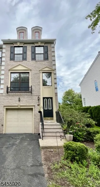 456 Hartford Dr