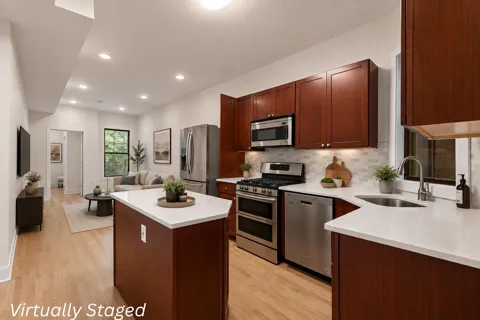 340 PAVONIA AVE