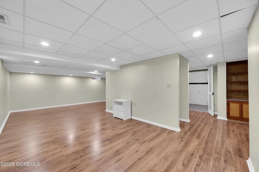 39 Danella Way Howell, NJ 07731