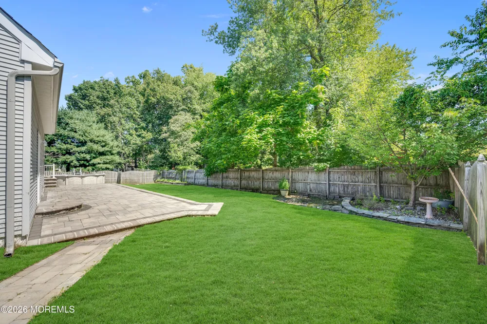 39 Danella Way Howell, NJ 07731