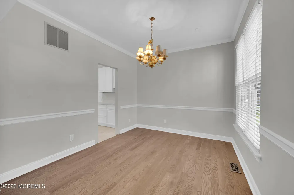 39 Danella Way Howell, NJ 07731