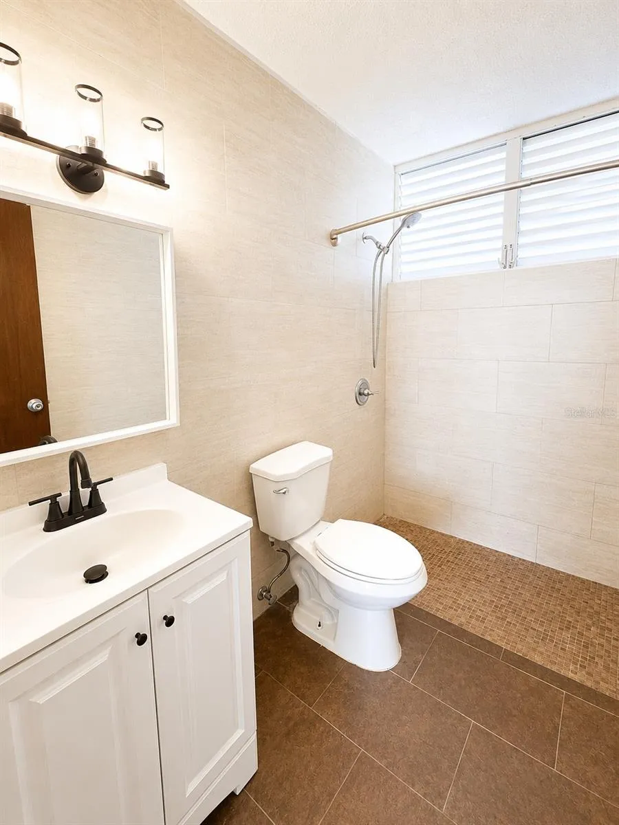 MIRAMAR TOWER 721 HERNANDEZ ST #11C San Juan, PR 00907
